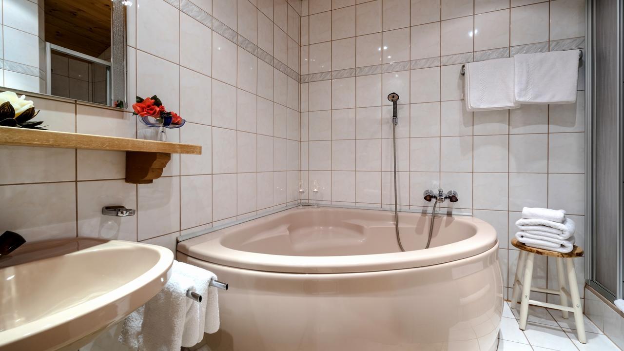Appartementanlage Kerber Seefeld in Tirol Bagian luar foto